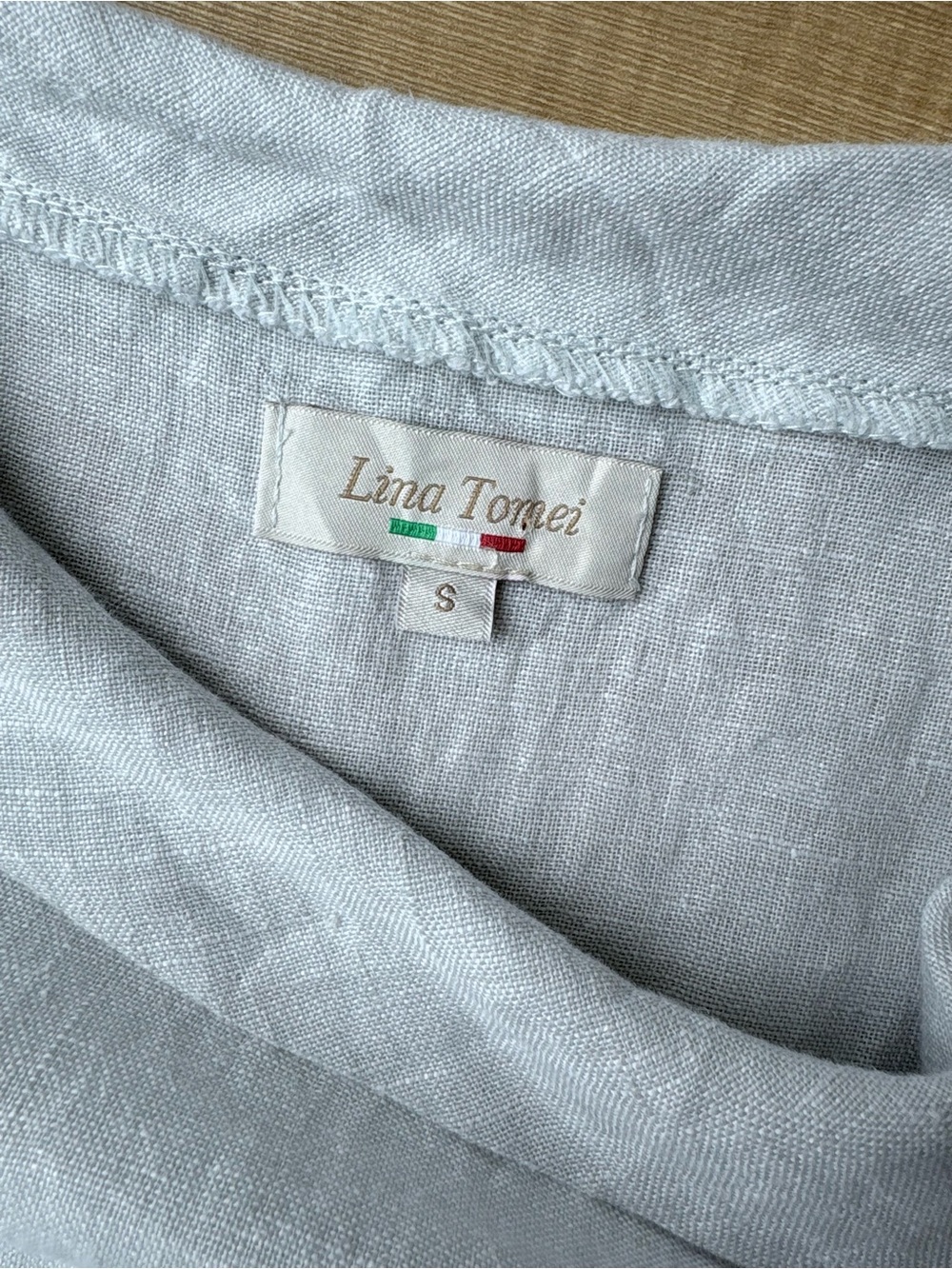 Lina Tomei 100% Linen Coastal Fold Collar Top. Made in Italy. Light Gray. Small - Picture 9 of 12